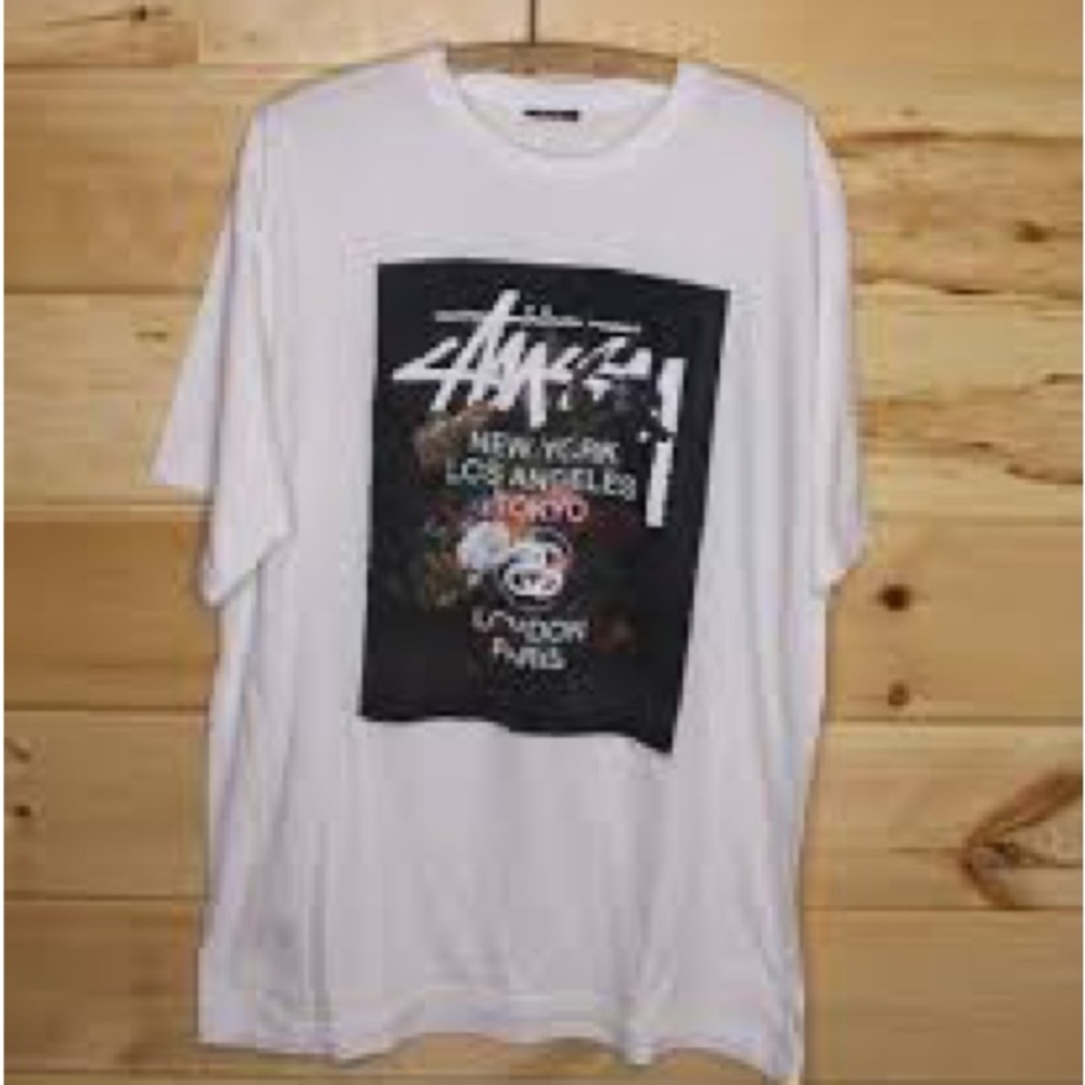 White medium stussy shirt